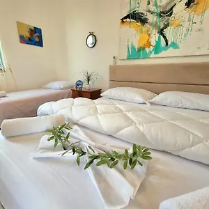 Elezi Casa de hóspedes