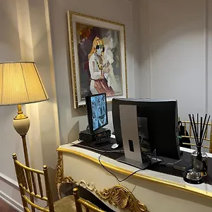 Sol Invictus Boutique Albania Δυρράχιο