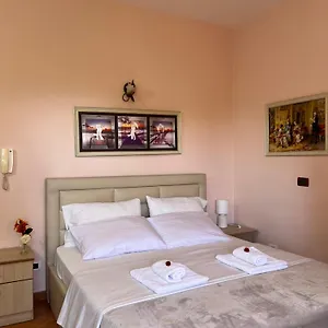  Hotel 3